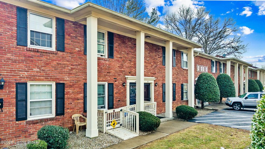 Photo of 1926 Goldsmith Ln #UNIT 75, Louisville, KY 40218 (MLS # 1710159)