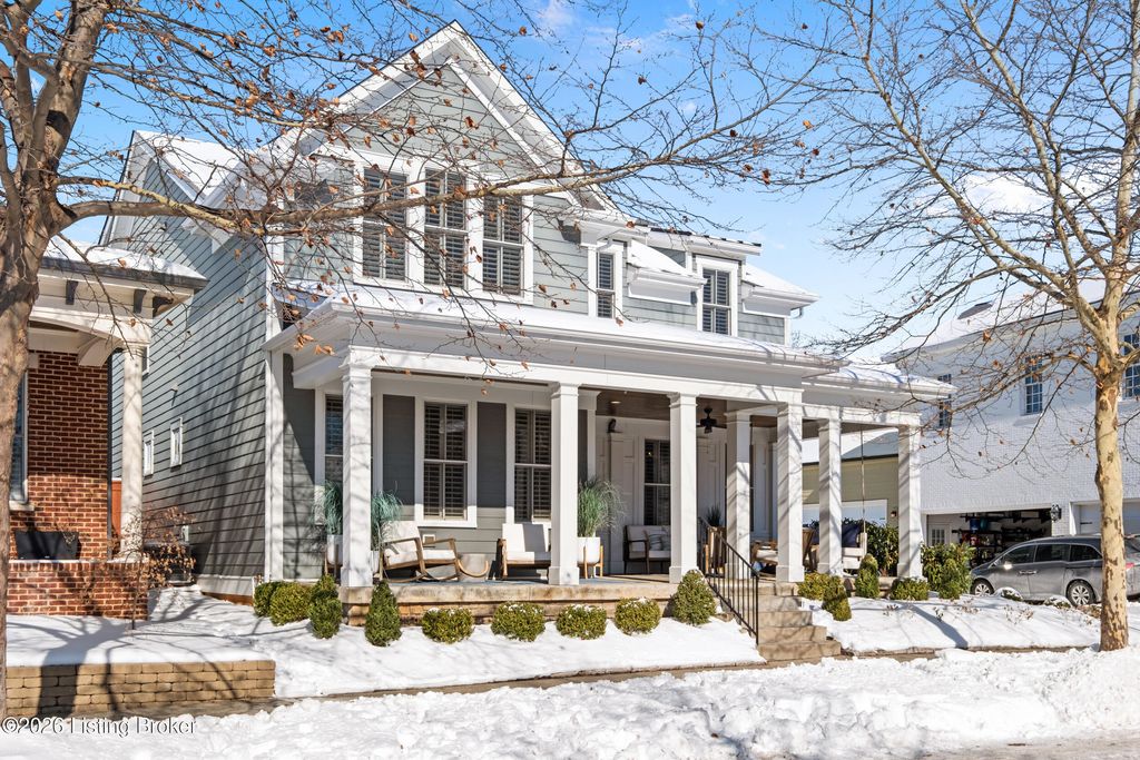 Photo of 8900 Featherbell Blvd, Prospect, KY 40059 (MLS # 1708047)