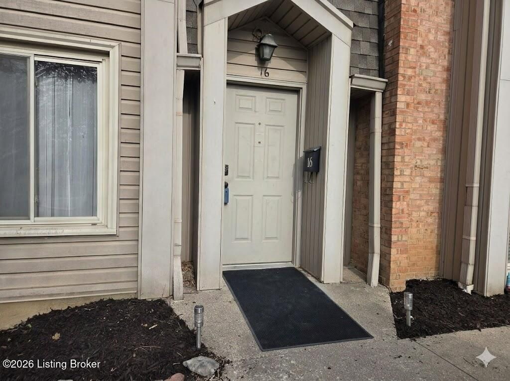 Photo of 4028 Poplar Level Rd #APT 16, Louisville, KY 40213 (MLS # 1710223)