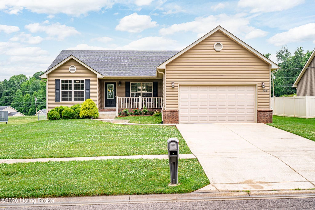 Photo of 125 Boone Trace, Radcliff, KY 40160 (MLS # 1722031)