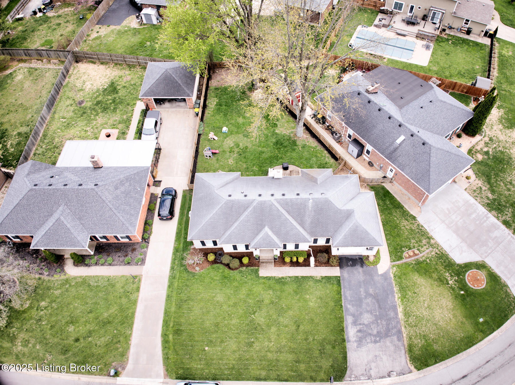 609 Armadale Pl, Louisville, Kentucky image 44