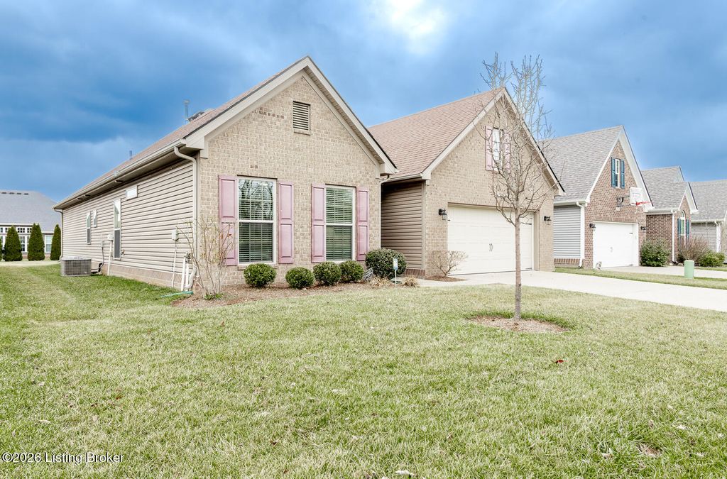 Photo of 2308 Somersly Pl, Louisville, KY 40245 (MLS # 1710667)