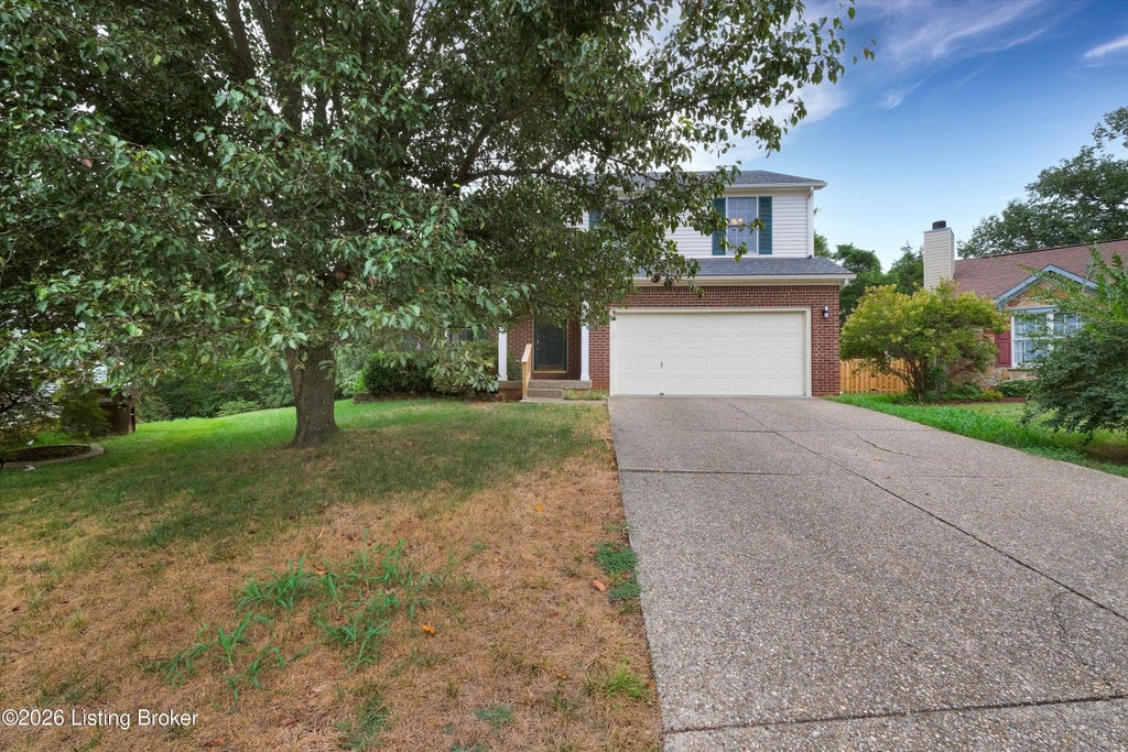 Photo of 5304 Wild River Ct, Louisville, KY 40229 (MLS # 1729868)