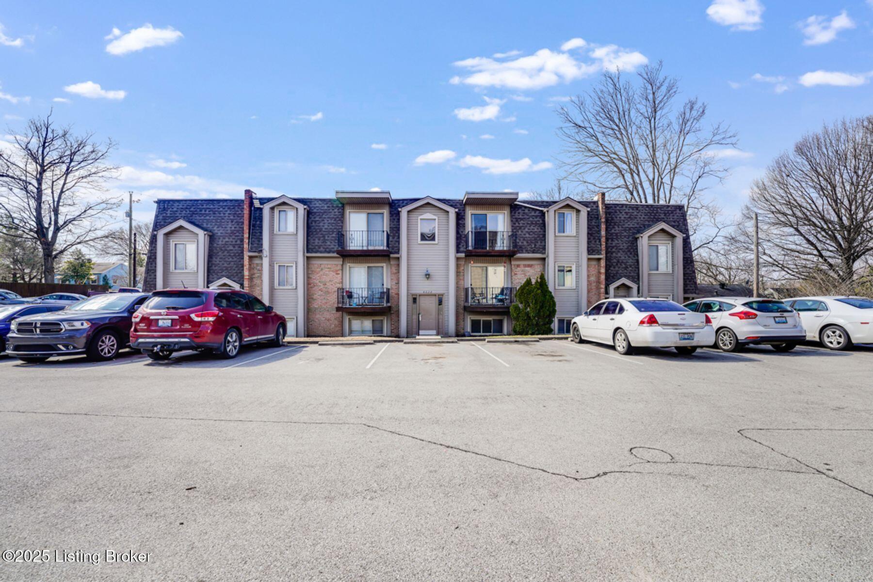 4028 Poplar Level Rd #APT 11, Louisville, Kentucky image 3