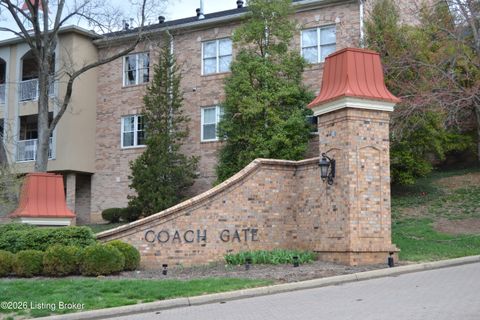 Photo of 5800 Coach Gate Wynde #324, Louisville, KY 40207 (MLS # 1711536)