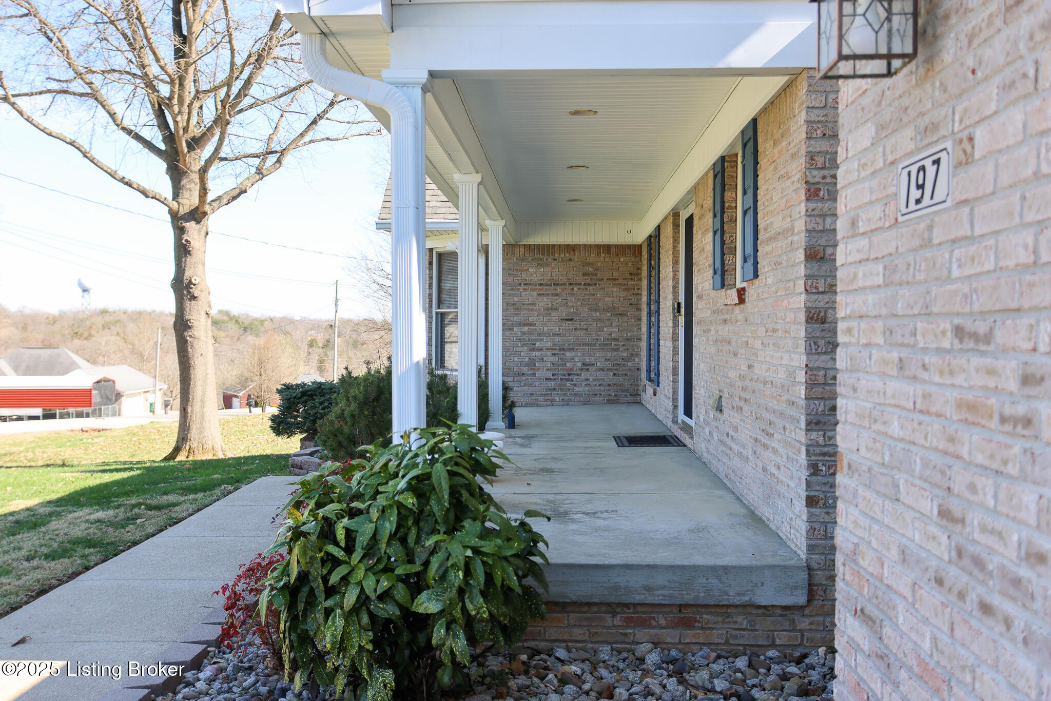 197 Derek Rd, Shepherdsville, Kentucky image 2