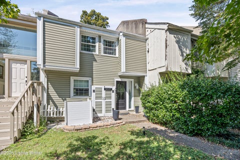 Townhouse For Sale - 14017 Harbour Pl<br/> Oldham County, Prospect, KY 40059