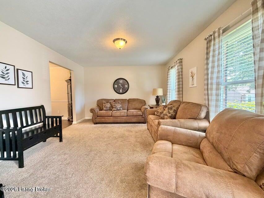 8907 Bobrader Ct