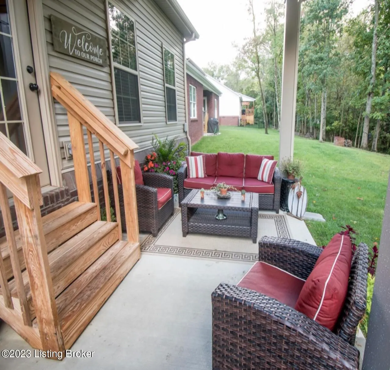 Louisville, Kentucky 40245, United States, 4 Bedrooms Bedrooms, ,2 BathroomsBathrooms,Residential,Active,143575