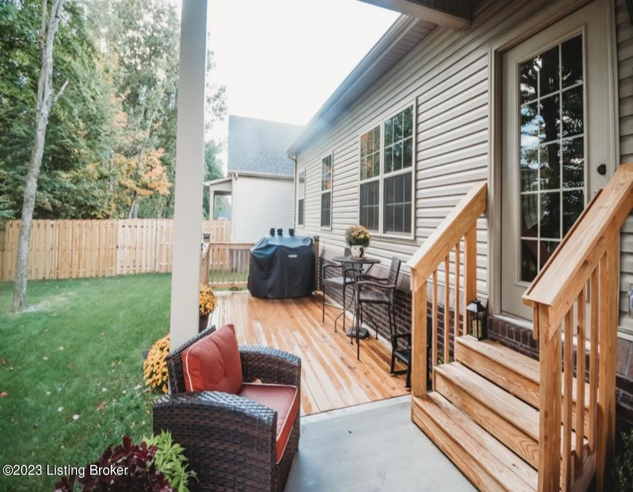 Louisville, Kentucky 40245, United States, 4 Bedrooms Bedrooms, ,2 BathroomsBathrooms,Residential,Active,143575