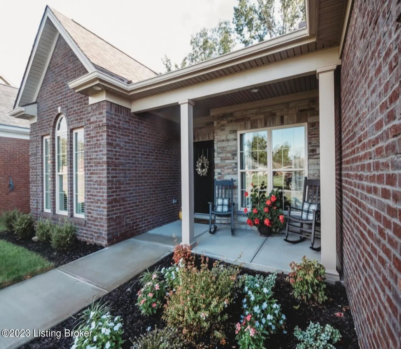 Louisville, Kentucky 40245, United States, 4 Bedrooms Bedrooms, ,2 BathroomsBathrooms,Residential,Active,143575