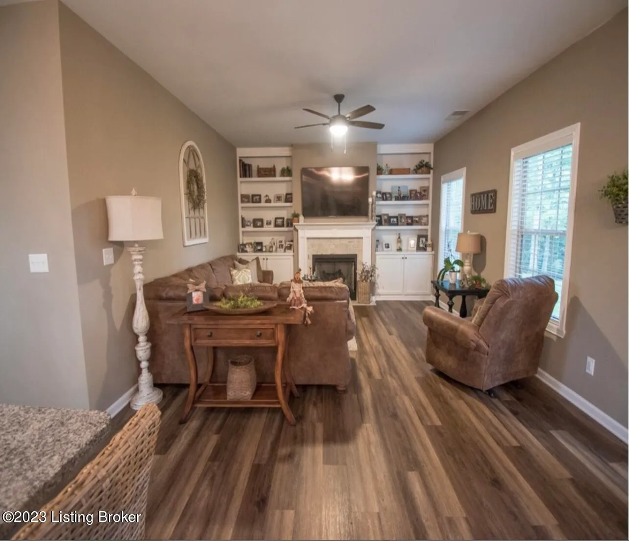 Louisville, Kentucky 40245, United States, 4 Bedrooms Bedrooms, ,2 BathroomsBathrooms,Residential,Active,143575