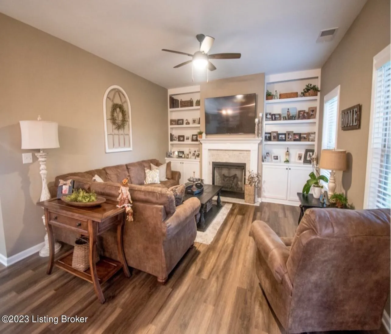 Louisville, Kentucky 40245, United States, 4 Bedrooms Bedrooms, ,2 BathroomsBathrooms,Residential,Active,143575