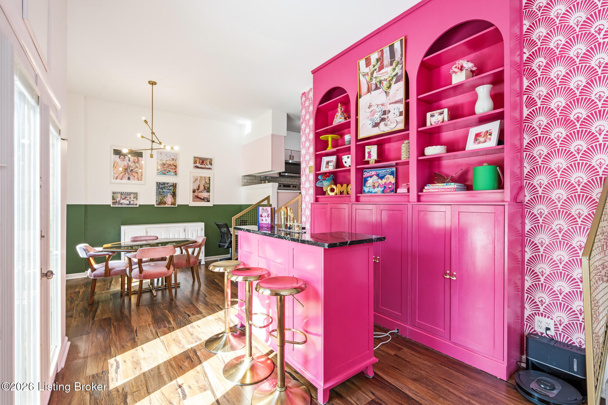 2745 Grinstead Dr APT 103