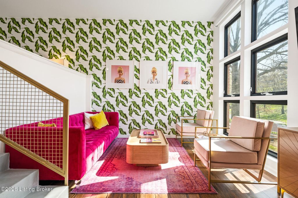 Photo of 2745 Grinstead Dr #APT 103, Louisville, KY 40206 (MLS # 1713504)