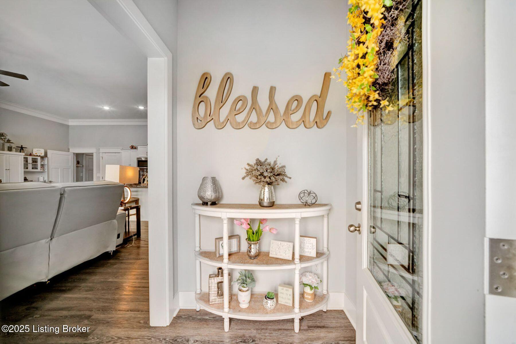 5007 Woodridge Lake Blvd, Louisville, Kentucky image 3