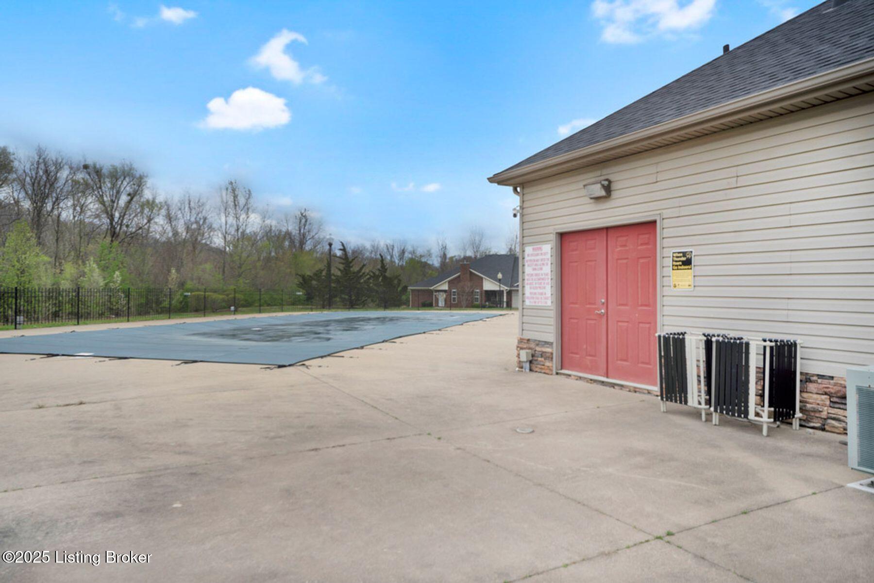 5007 Woodridge Lake Blvd, Louisville, Kentucky image 40