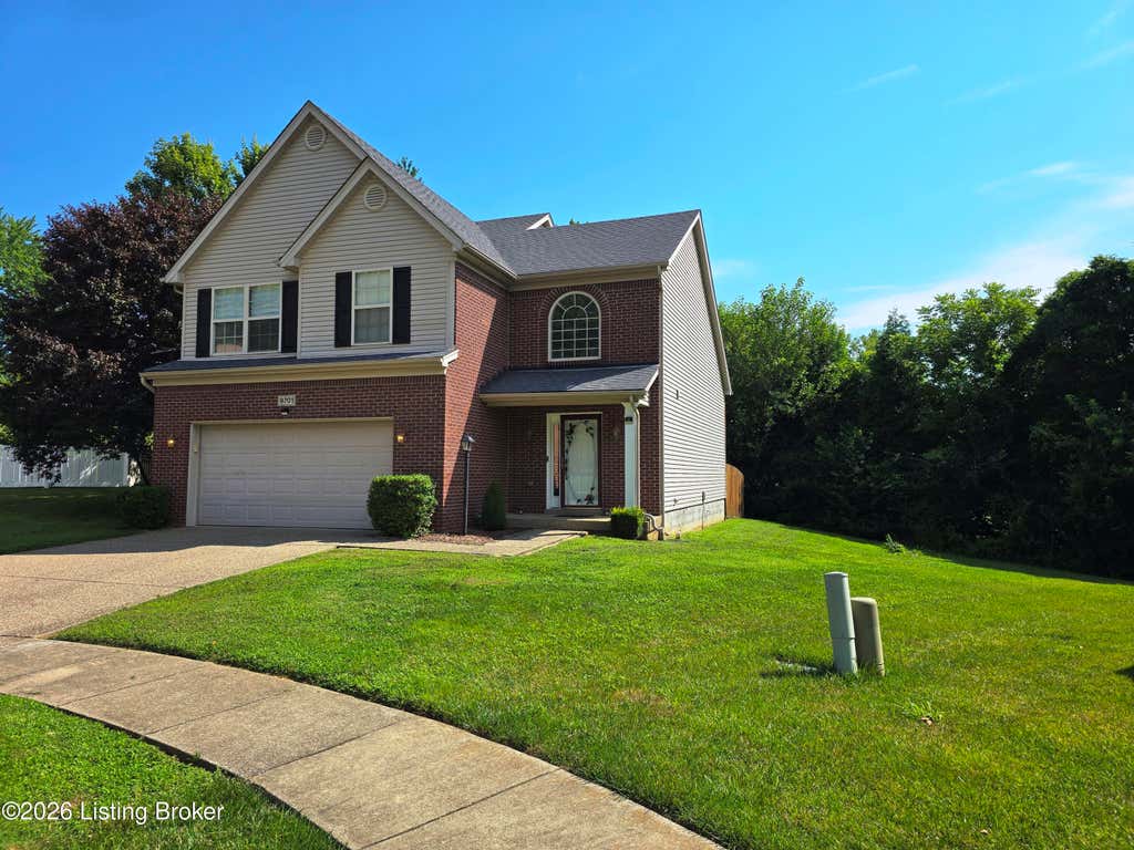 Photo of 9701 Chetwood Ct, Louisville, KY 40291 (MLS # 1724529)