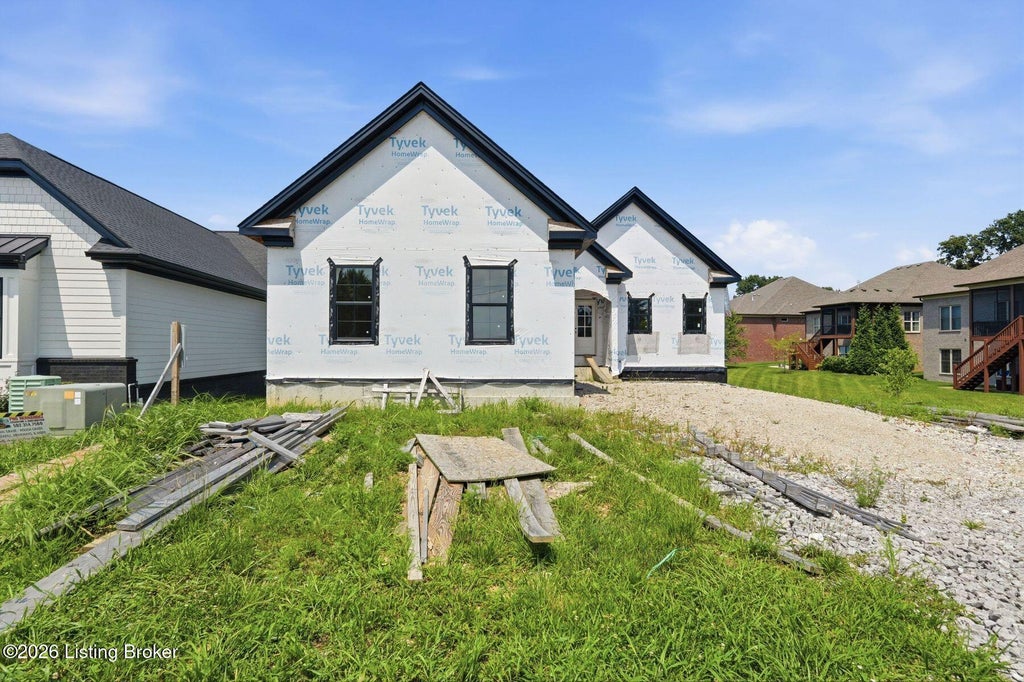 Photo of 205 Locust Park Pl, Louisville, KY 40245 (MLS # 1728544)