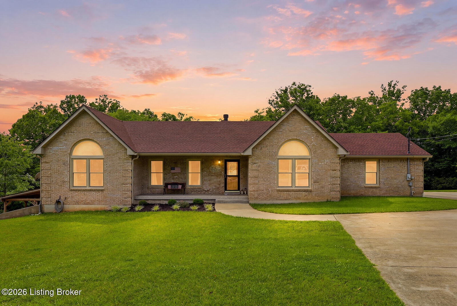 Photo 1 of 78 — 1594 Fox Creek Rd, Lawrenceburg, KY 40342