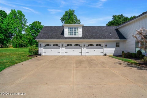 Tiny photo for 2 Stone Creek Park, Owensboro, KY 42303 (MLS # 1729385)