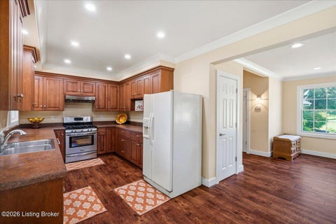 Tiny photo for 2 Stone Creek Park, Owensboro, KY 42303 (MLS # 1729385)
