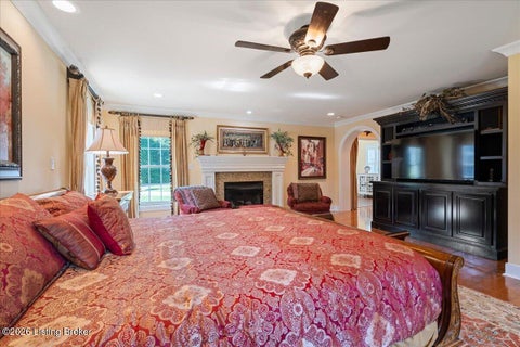 Tiny photo for 2 Stone Creek Park, Owensboro, KY 42303 (MLS # 1729385)
