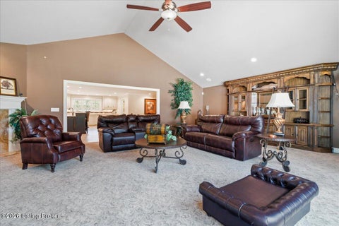 Tiny photo for 2 Stone Creek Park, Owensboro, KY 42303 (MLS # 1729385)