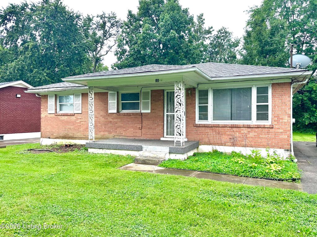 Photo of 2506 Adrienne Way, Louisville, KY 40216 (MLS # 1723736)