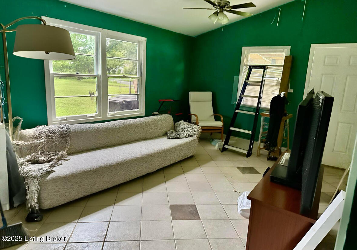 5217 Monticello Ave, Louisville, Kentucky image 3