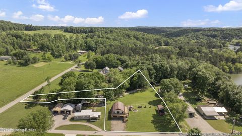 Homes For Sale - 198 Moore Haven Cir<br/> Cub Run, KY 42729