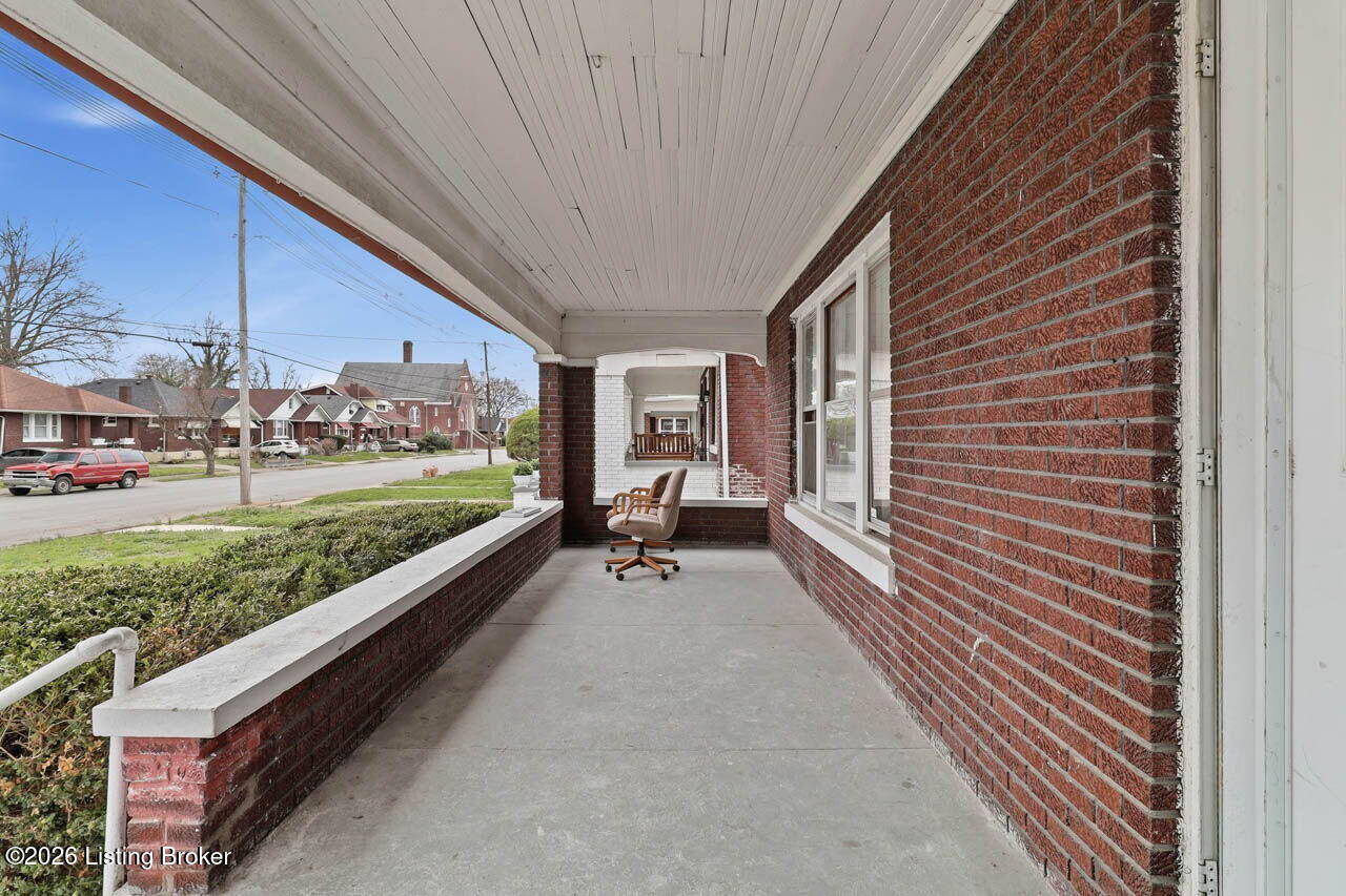 116 N 44th St