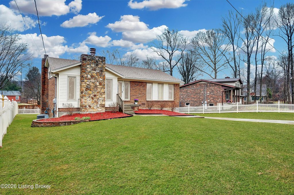 Photo of 9113 Woodchat Way, Louisville, KY 40272 (MLS # 1710706)