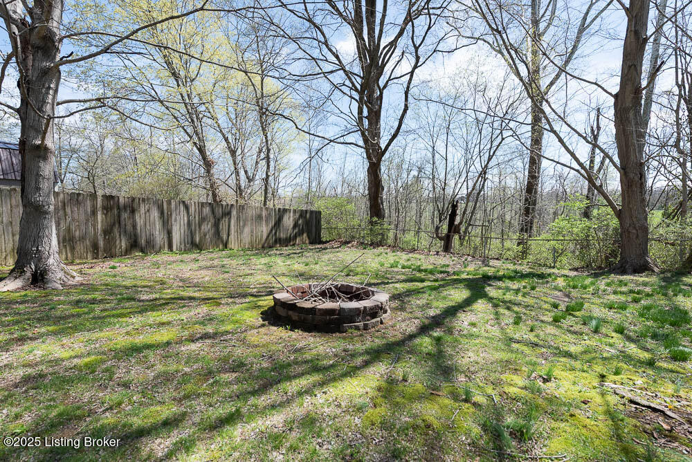 605 Lakeview Ave, La Grange, Kentucky image 34