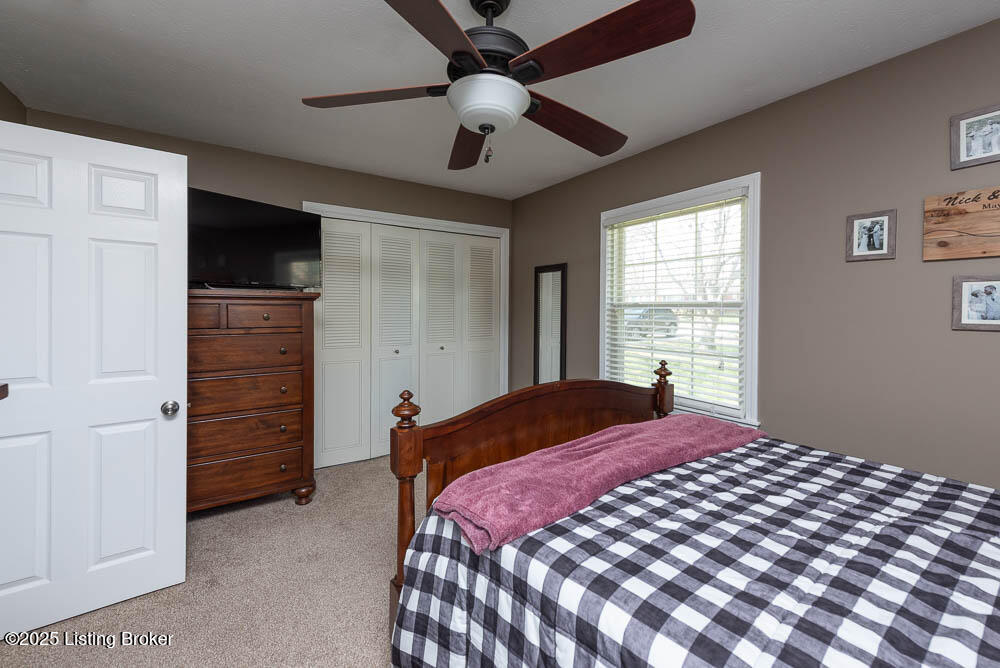 605 Lakeview Ave, La Grange, Kentucky image 19