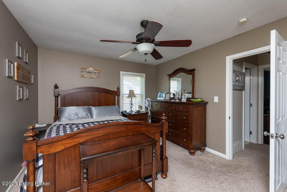 605 Lakeview Ave, La Grange, Kentucky image 20