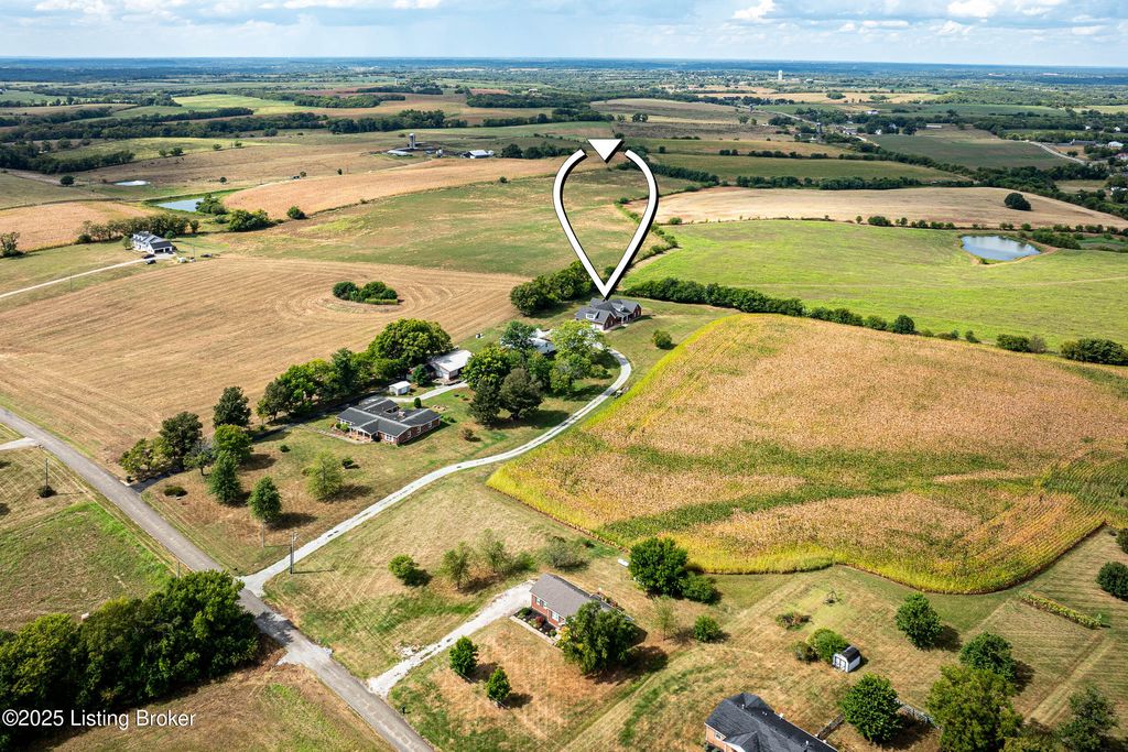 Photo of 128 Ochs Ln, Bloomfield, KY 40008 (MLS # 1711324)