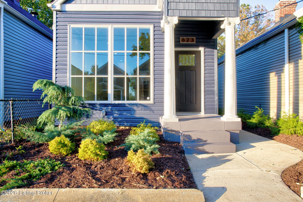 Photo of 623 E Ormsby Ave, Louisville, KY 40203 (MLS # 1732532)