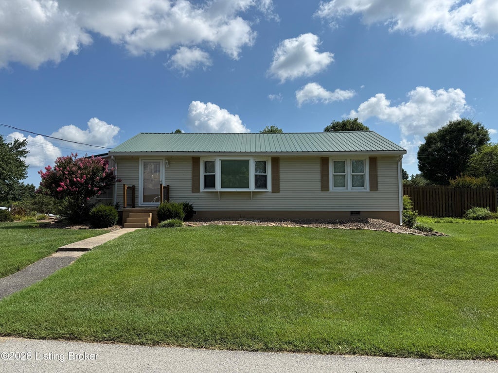 Photo of 304 Chester St, Leitchfield, KY 42754 (MLS # 1722693)