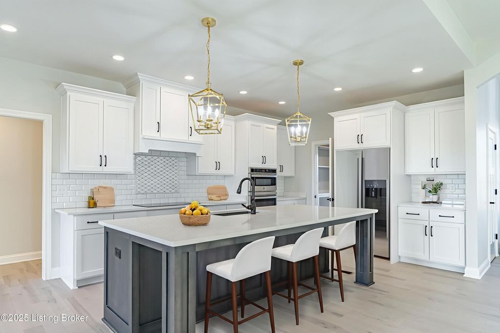 Photo of 119 Dalton Dr, Fisherville, KY 40023 (MLS # 1703075)