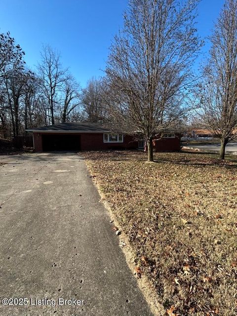 Photo of 948 Hill St, Radcliff, KY 40160 (MLS # 1705069)