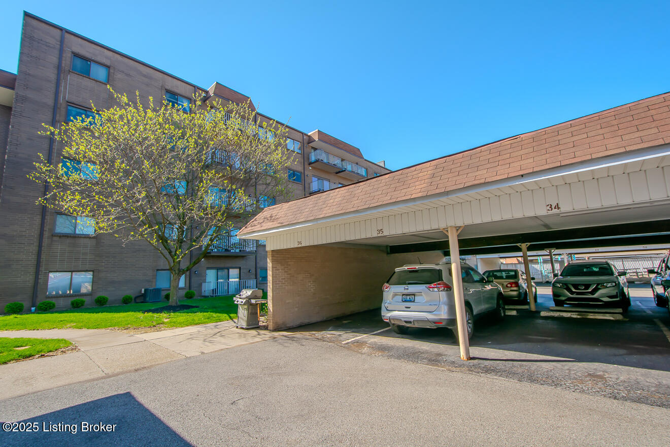 3030 Breckenridge Ln #APT 410, Louisville, Kentucky image 43