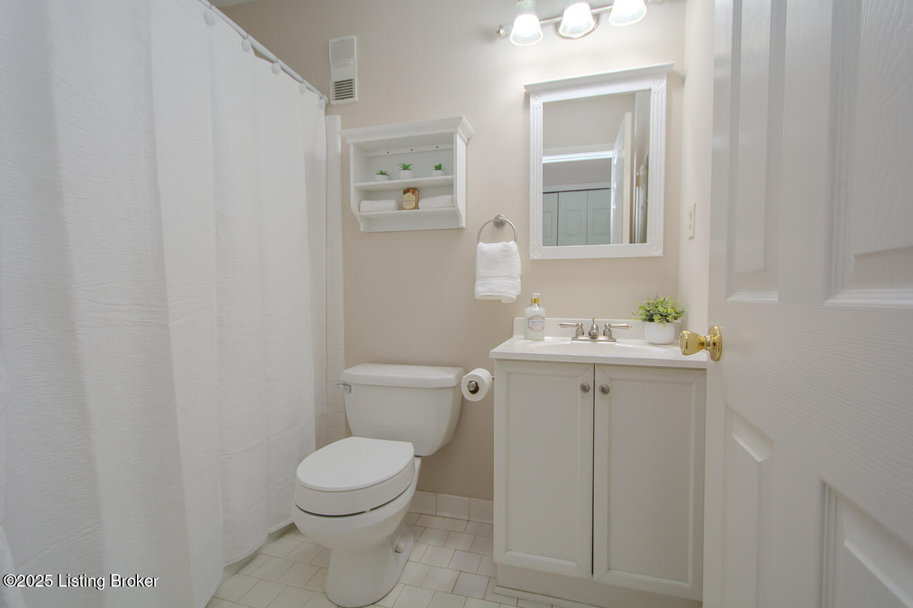 3030 Breckenridge Ln #APT 410, Louisville, Kentucky image 34