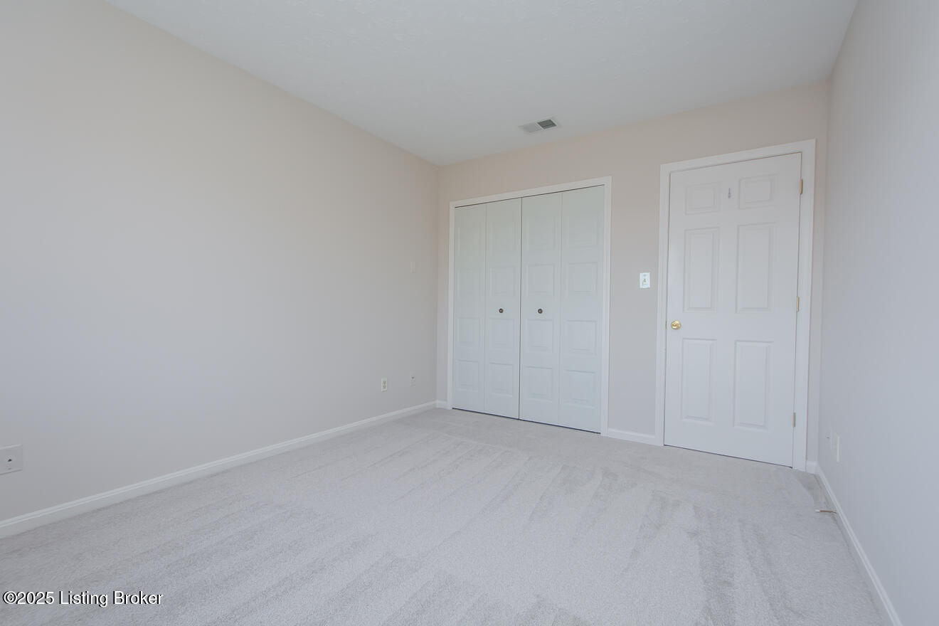 3030 Breckenridge Ln #APT 410, Louisville, Kentucky image 32