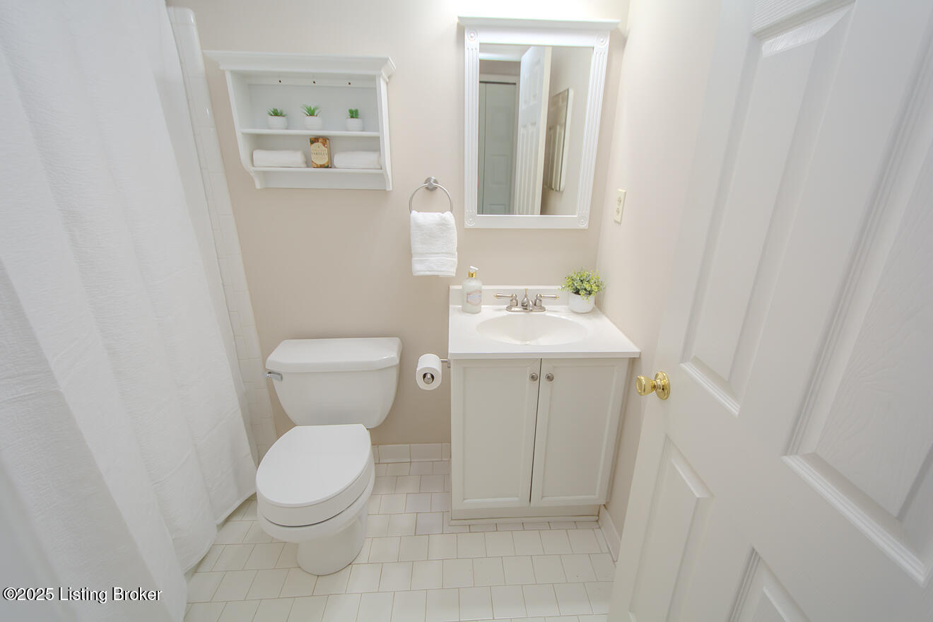 3030 Breckenridge Ln #APT 410, Louisville, Kentucky image 35