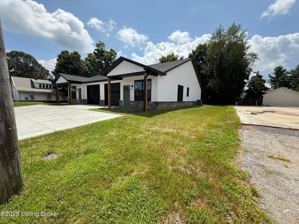 Photo of 114 E 1st St, Hardinsburg, KY 40143 (MLS # 1700563)