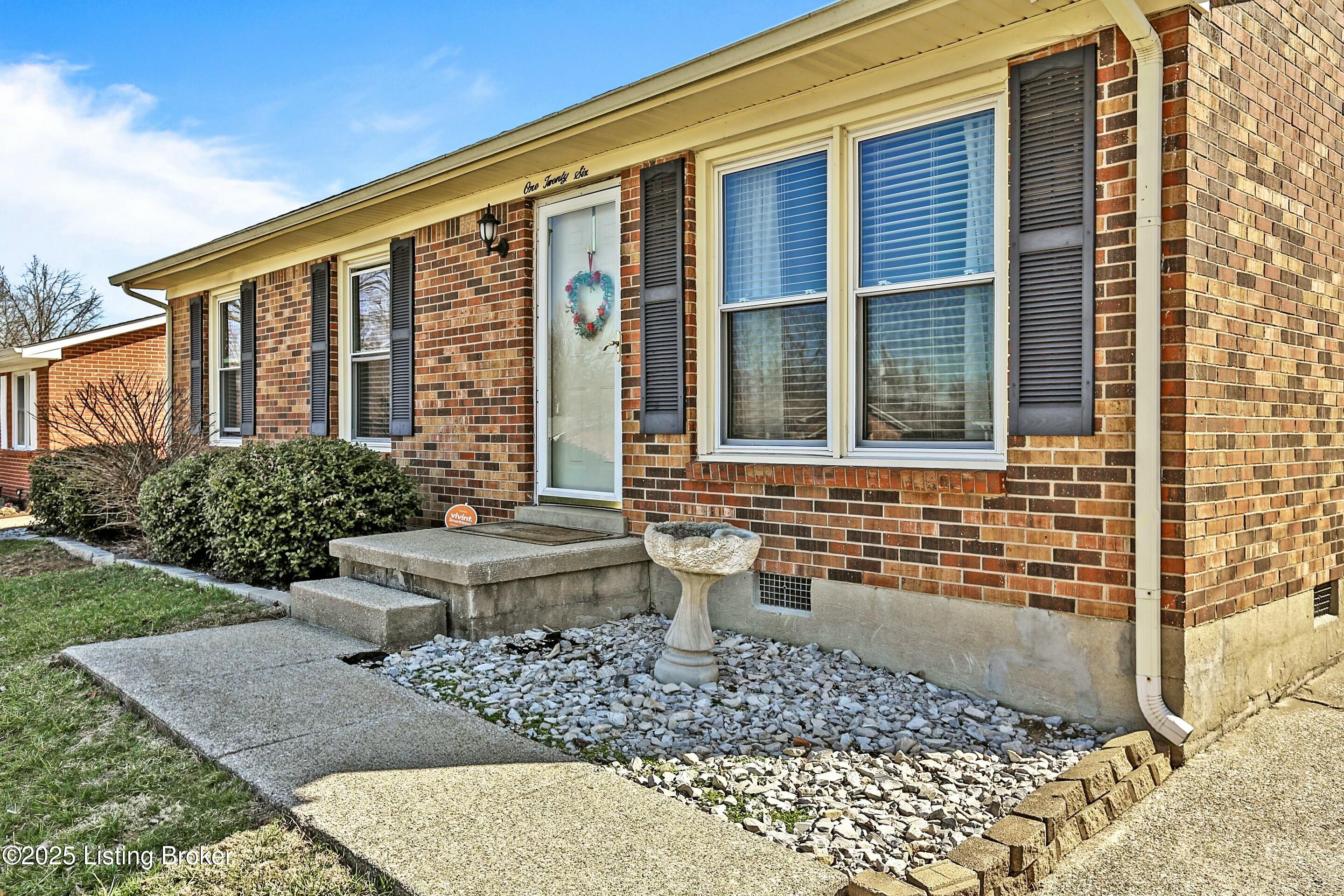 126 Pandy St, Versailles, Kentucky image 3
