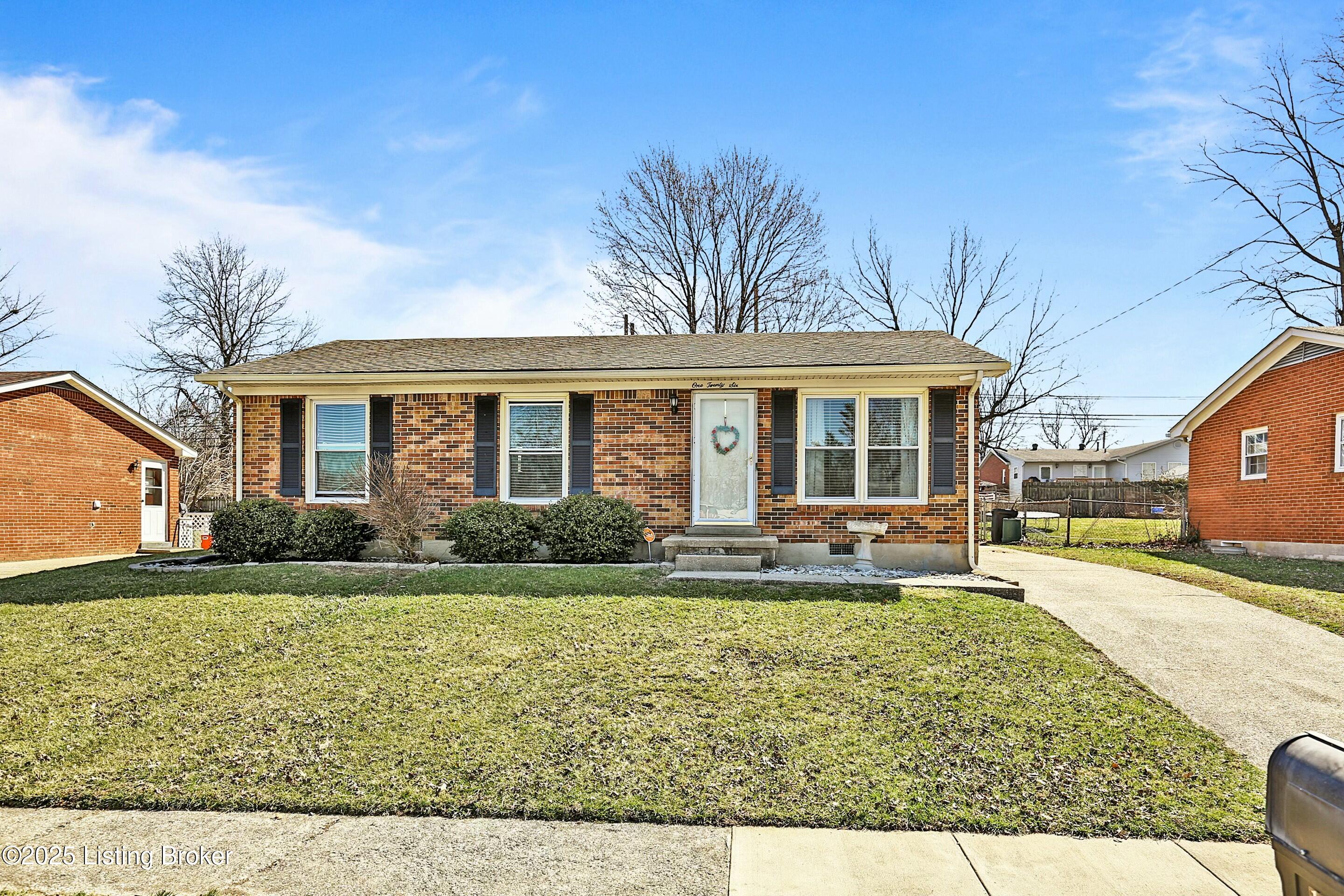 126 Pandy St, Versailles, Kentucky image 1