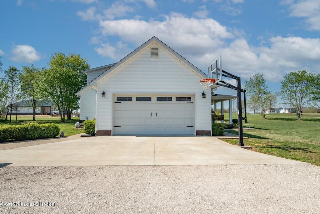 Photo of 2974 Bacon Creek Rd, Elizabethtown, KY 42701 (MLS # 1714017)