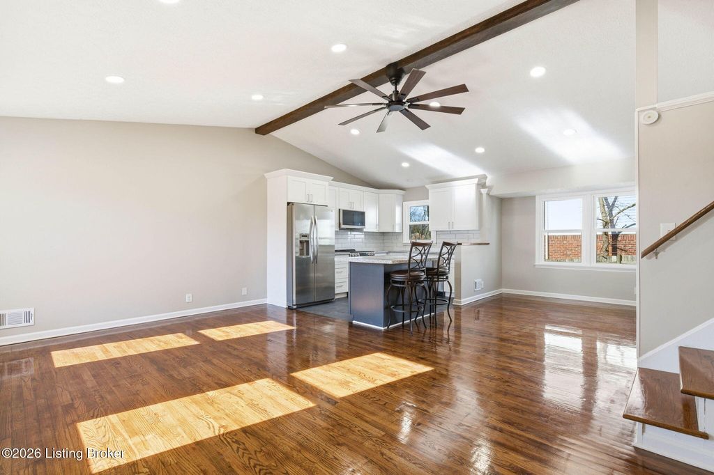 Photo of 8007 Cloverport Ct, Louisville, KY 40228 (MLS # 1707889)